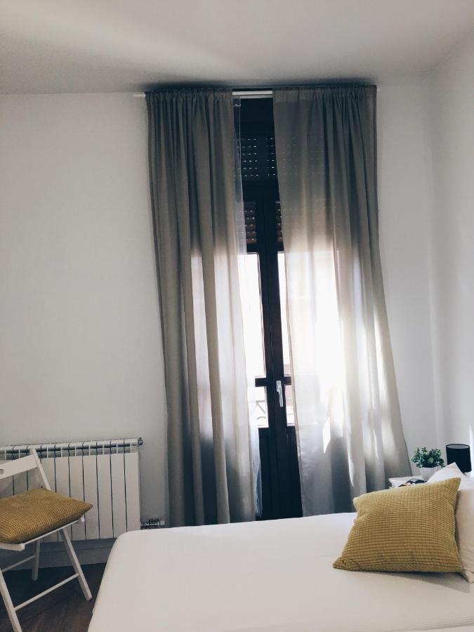סלאמנקה Apartamentos Pozo Amarillo מראה חיצוני תמונה